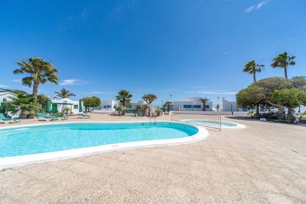 Holiday home Bandama 14! 2 Bedroom Newly Renovated Bungalow, Pocillos, Puerto Del Carmen. Puerto del Carmen (Lanzarote)